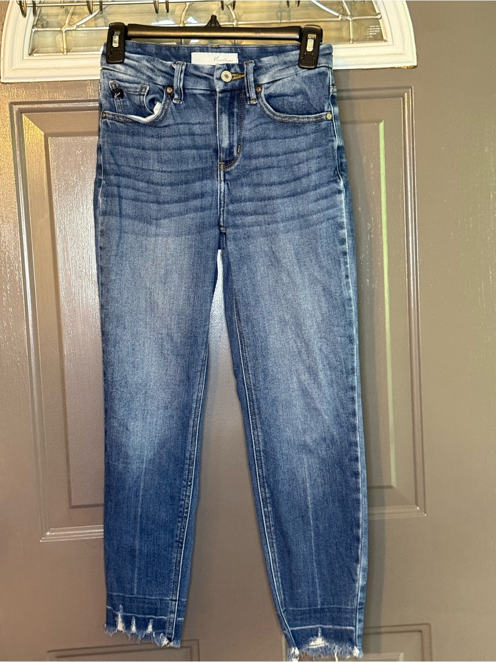 KanCan Medium Blue Washed High-Rise Cropped Jeans